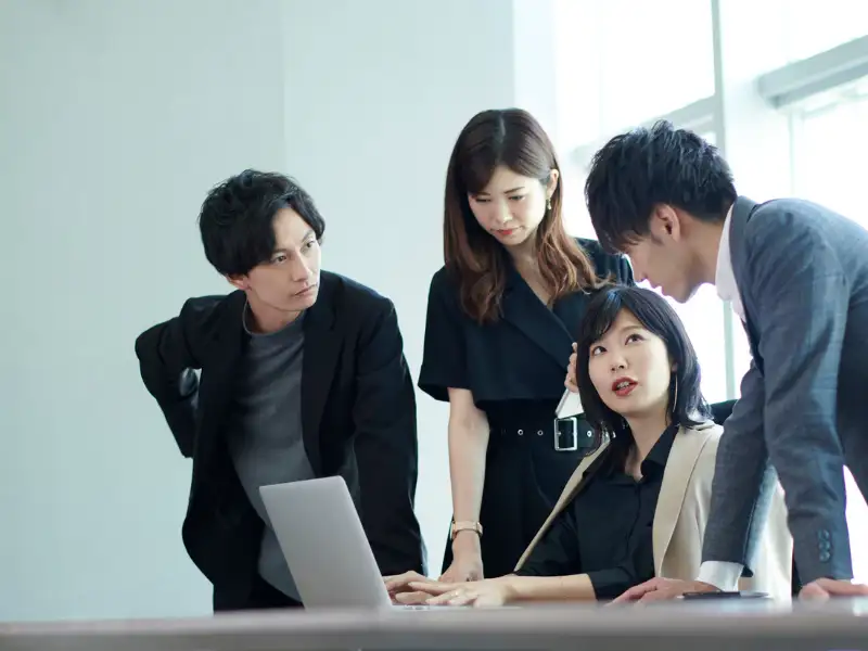 Cộng tác viên chứng khoán